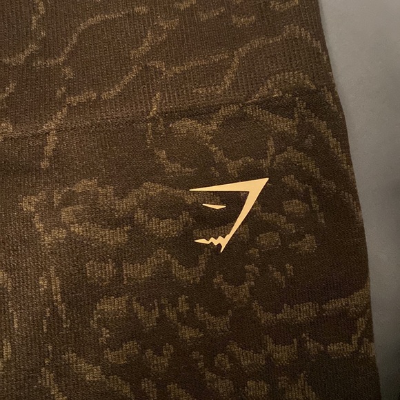 XS Gymshark Adapt Animal Seamless Set - Picture 3 of 8